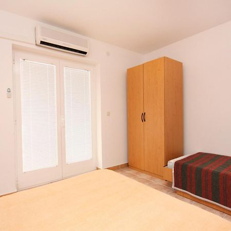 Apartments With A Parking Space Jezera, Murter - 5107 Номер фото