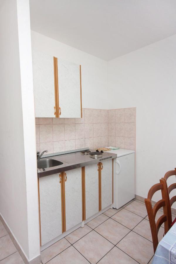 Apartments With A Parking Space Jezera, Murter - 5107 Экстерьер фото