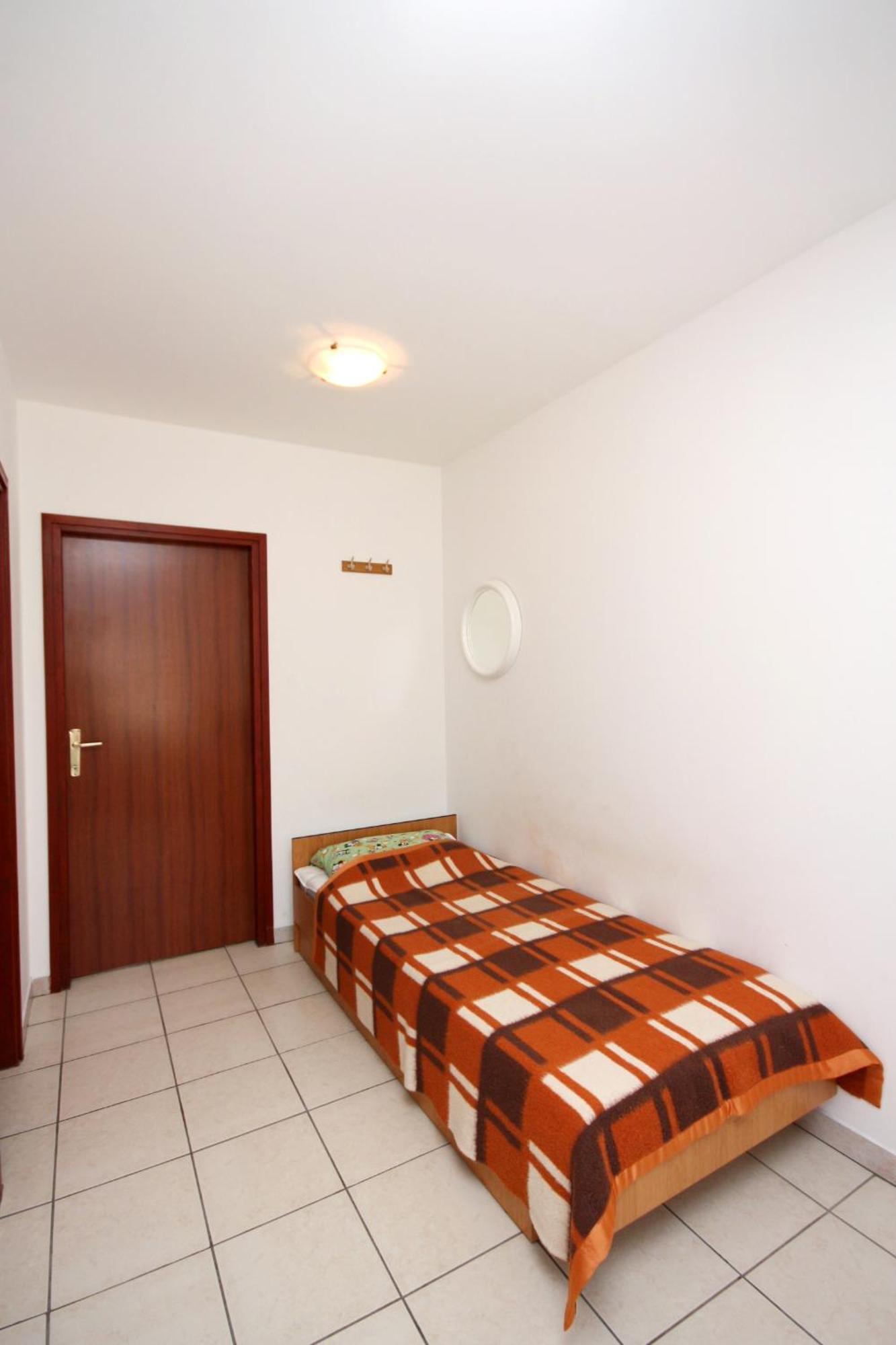 Apartments With A Parking Space Jezera, Murter - 5107 Номер фото