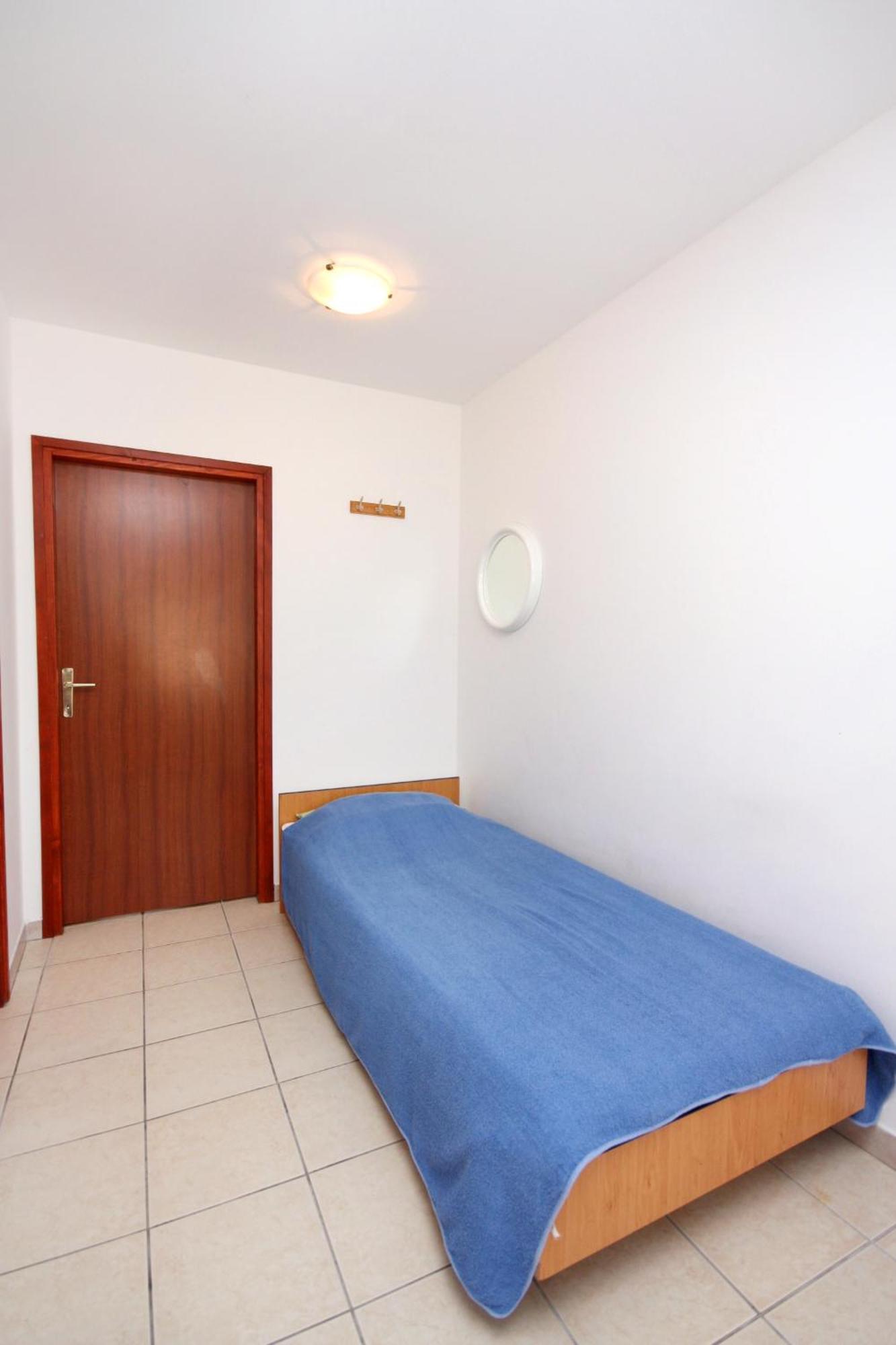 Apartments With A Parking Space Jezera, Murter - 5107 Номер фото